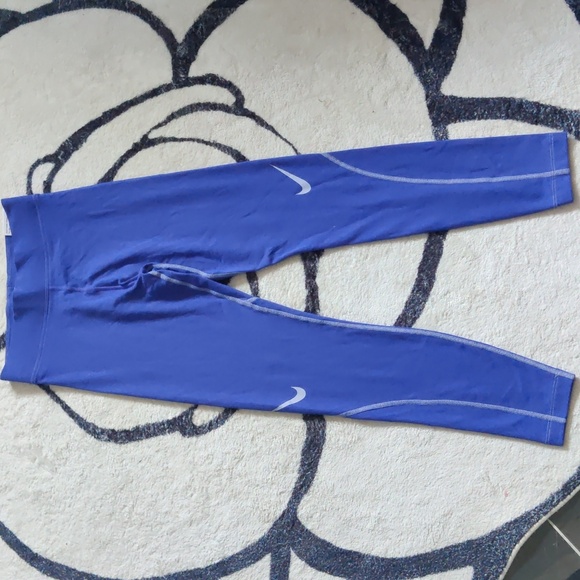 Big girls Nike Bundle of 3 leggings - Picture 4 of 4